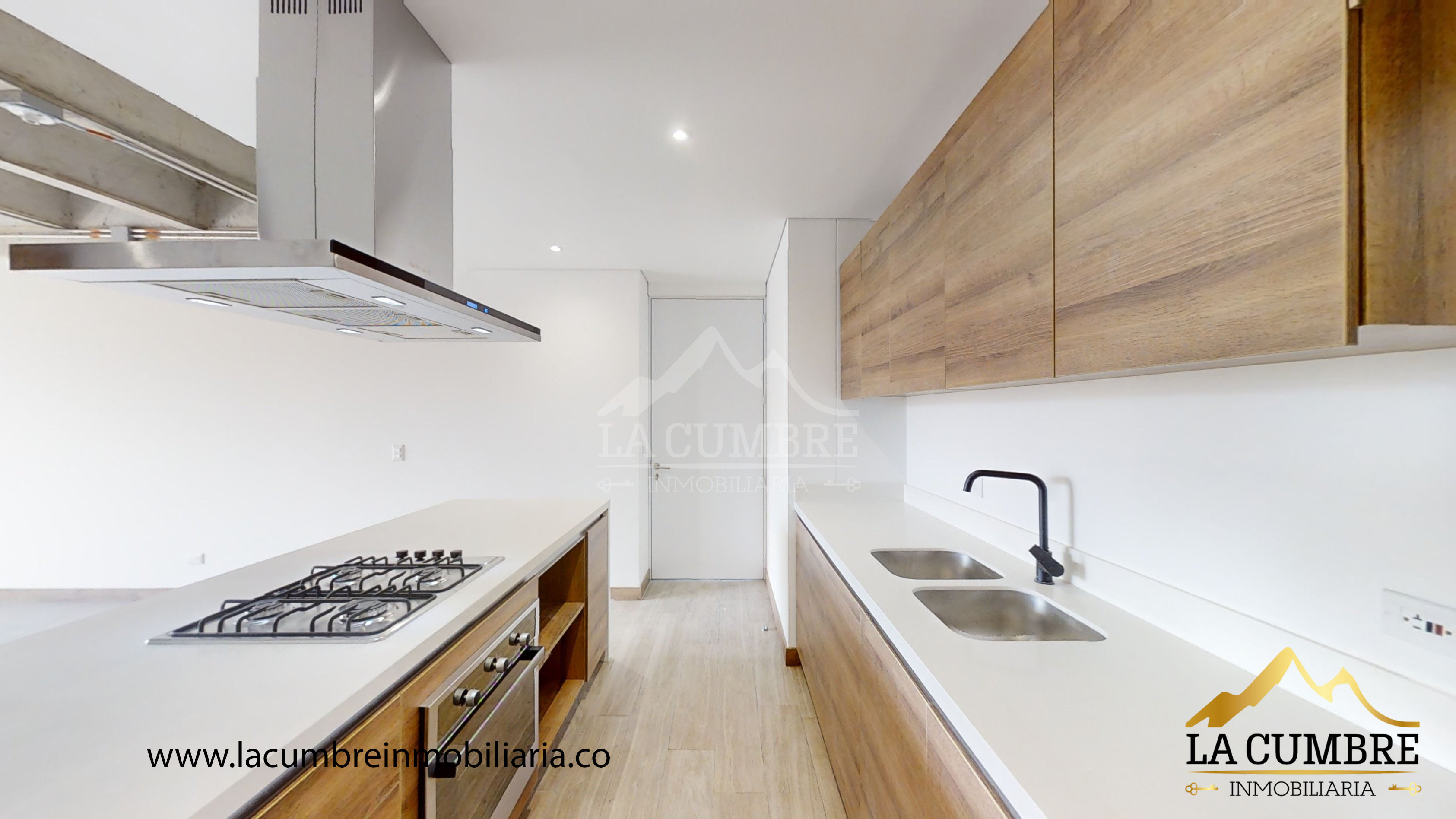 Apartamento en arriendo en Ciudad Del Río, Medellín · foto 6 de 17