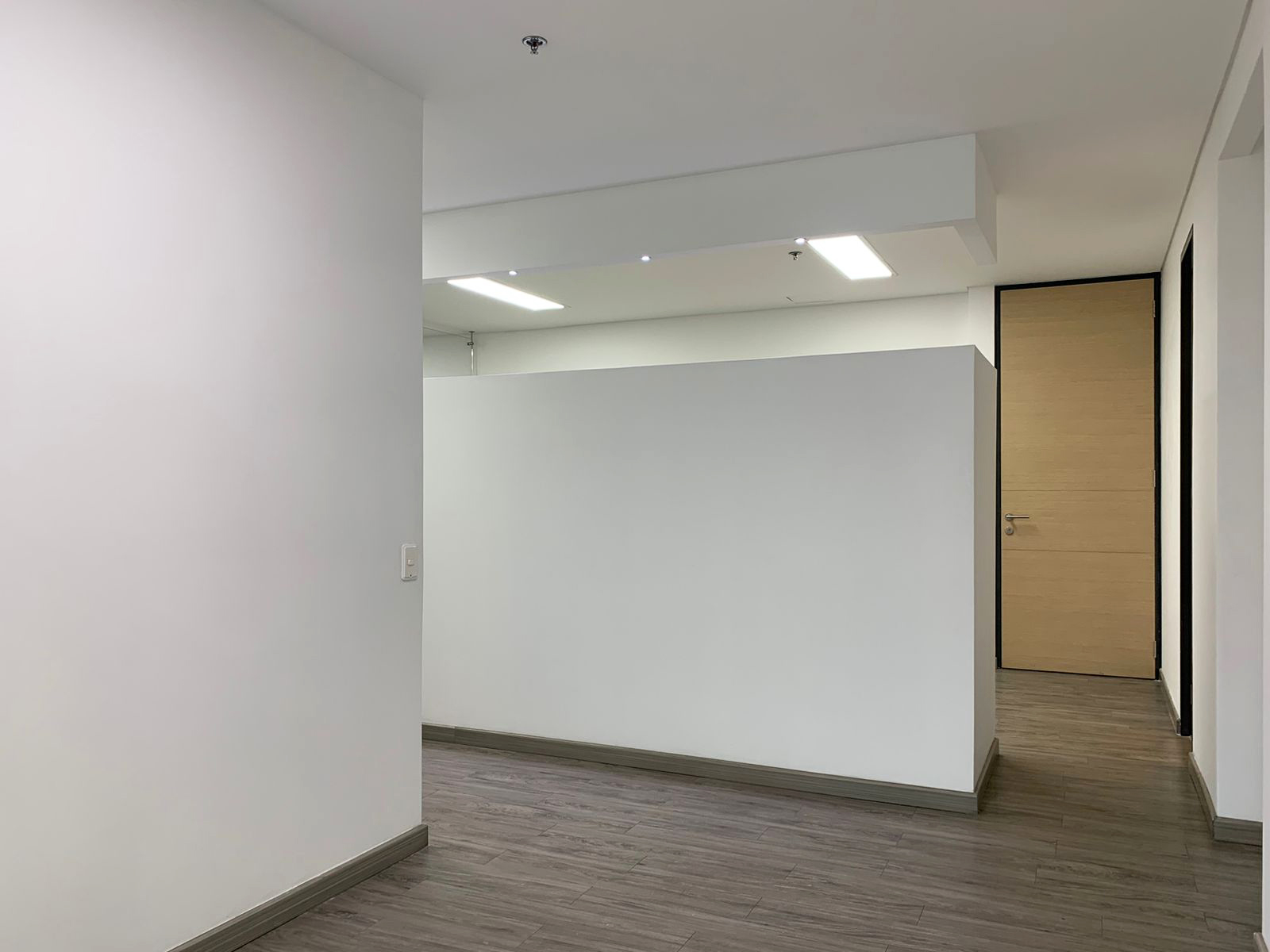 Oficina en arriendo en Manila, Medellín, 96 m² · foto 3 de 9