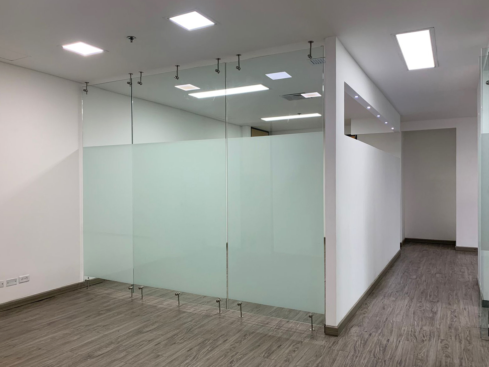 Oficina en arriendo en Manila, Medellín, 96 m² · foto 7 de 9