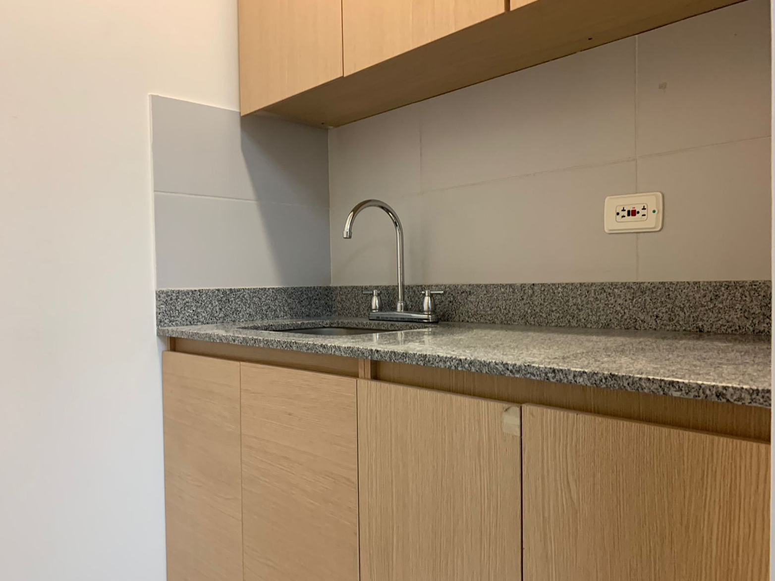 Oficina en arriendo en Manila, Medellín, 96 m² · foto 8 de 9