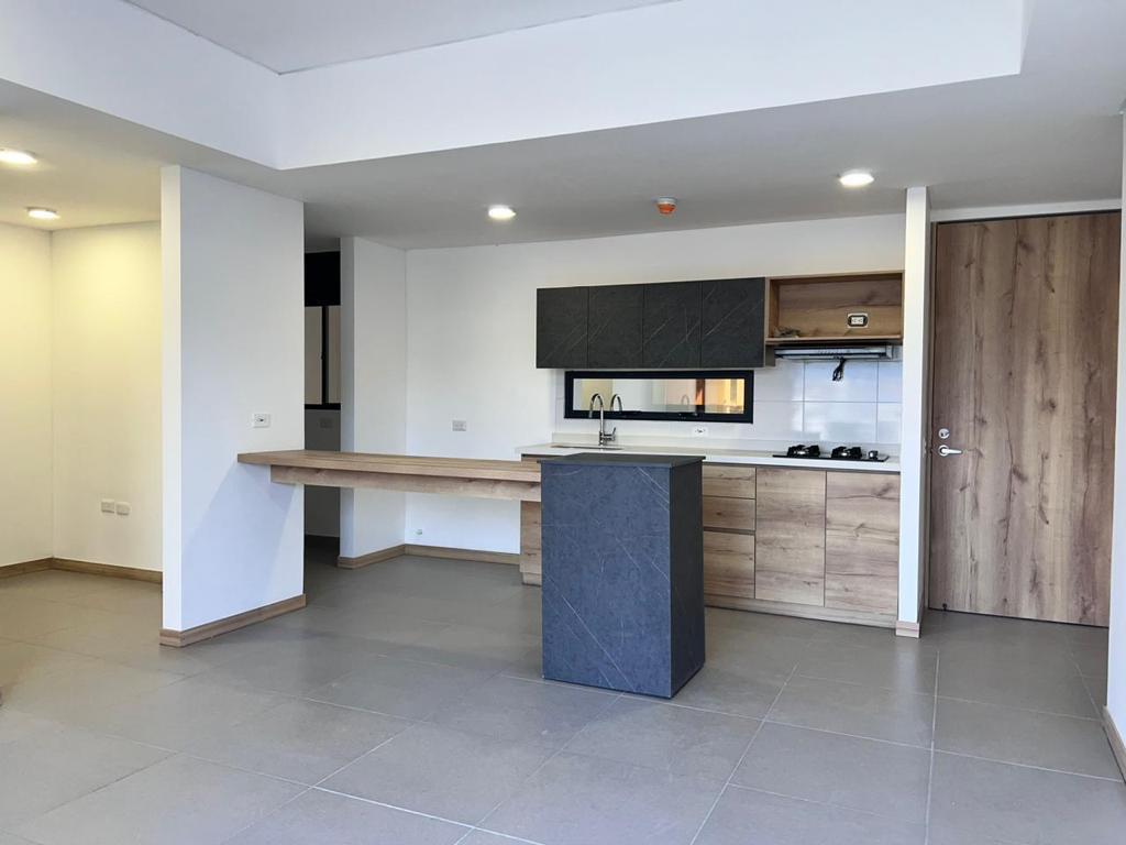 Apartamento en venta en Pinares, Pereira · foto 12 de 21