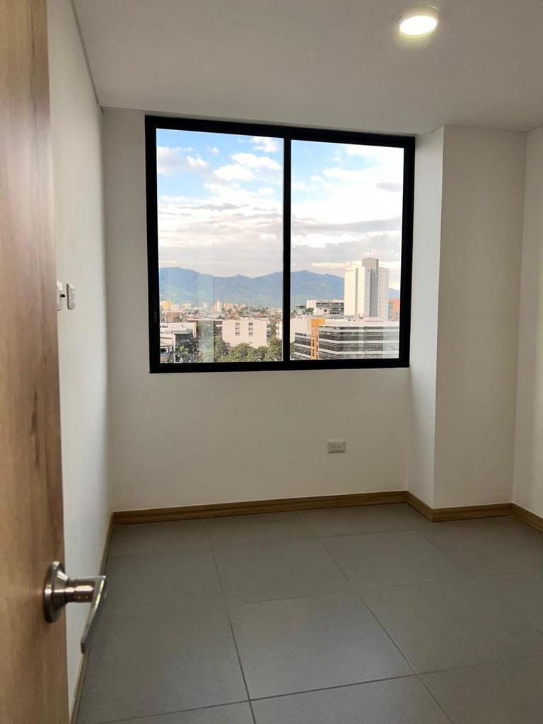 Apartamento en venta en Pinares, Pereira · foto 5 de 21
