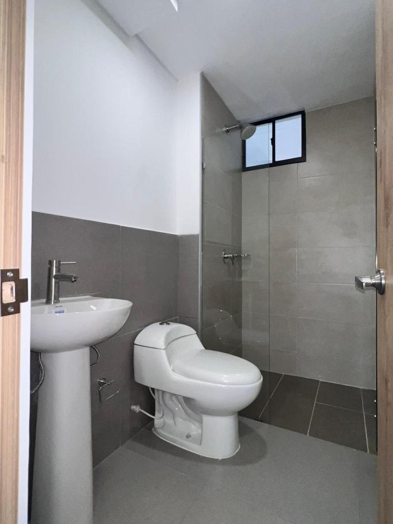 Apartamento en venta en Pinares, Pereira · foto 6 de 21