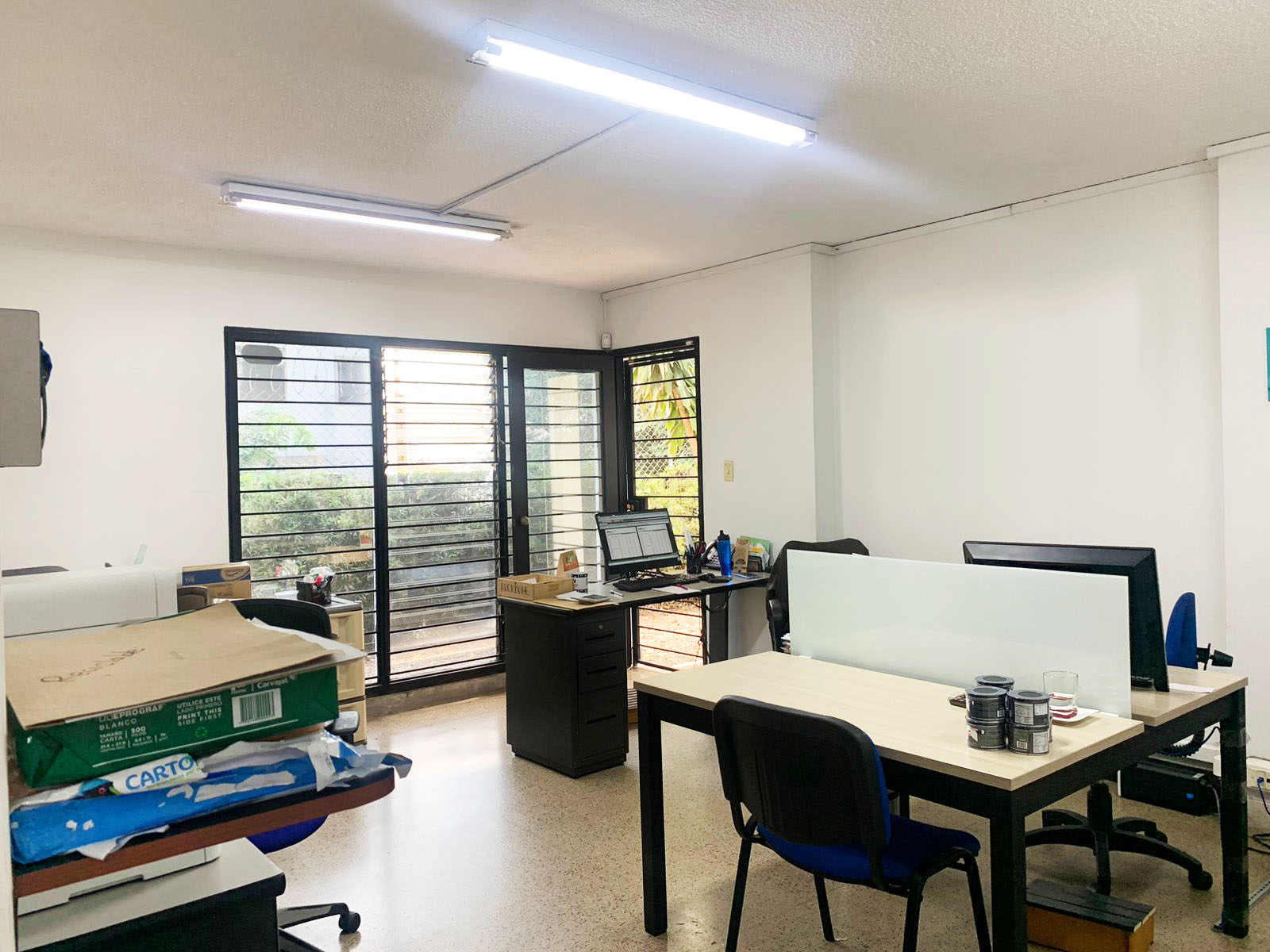 Local en arriendo en Santa Maria De Los Angeles, Medellín, 300 m² · foto 2 de 12