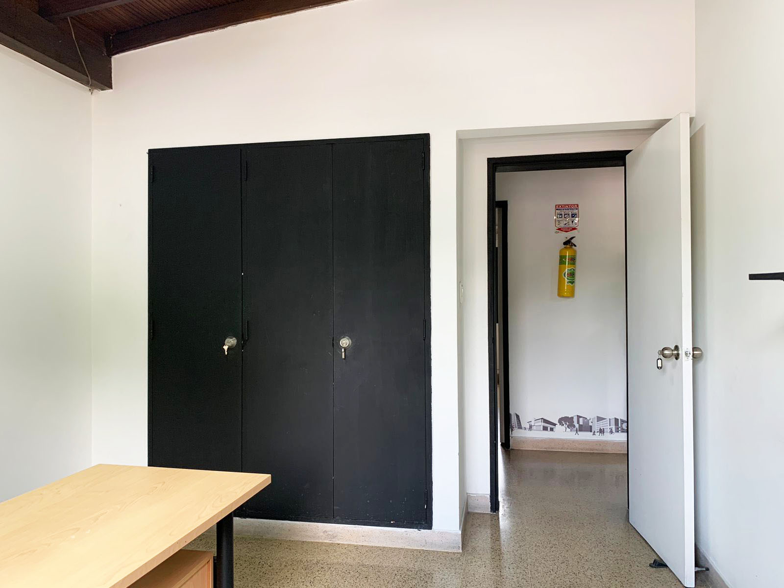 Local en arriendo en Santa Maria De Los Angeles, Medellín, 300 m² · foto 7 de 12