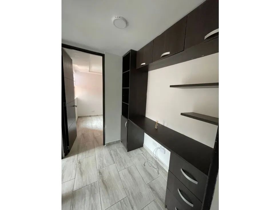 Apartamento de 3 alcobas en venta en La Prosperidad, Madrid, 64 m² · foto 11 de 19
