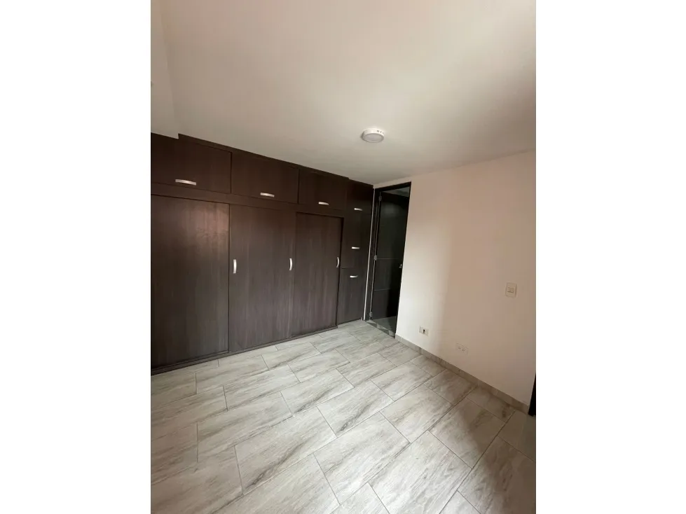 Apartamento de 3 alcobas en venta en La Prosperidad, Madrid, 64 m² · foto 15 de 19