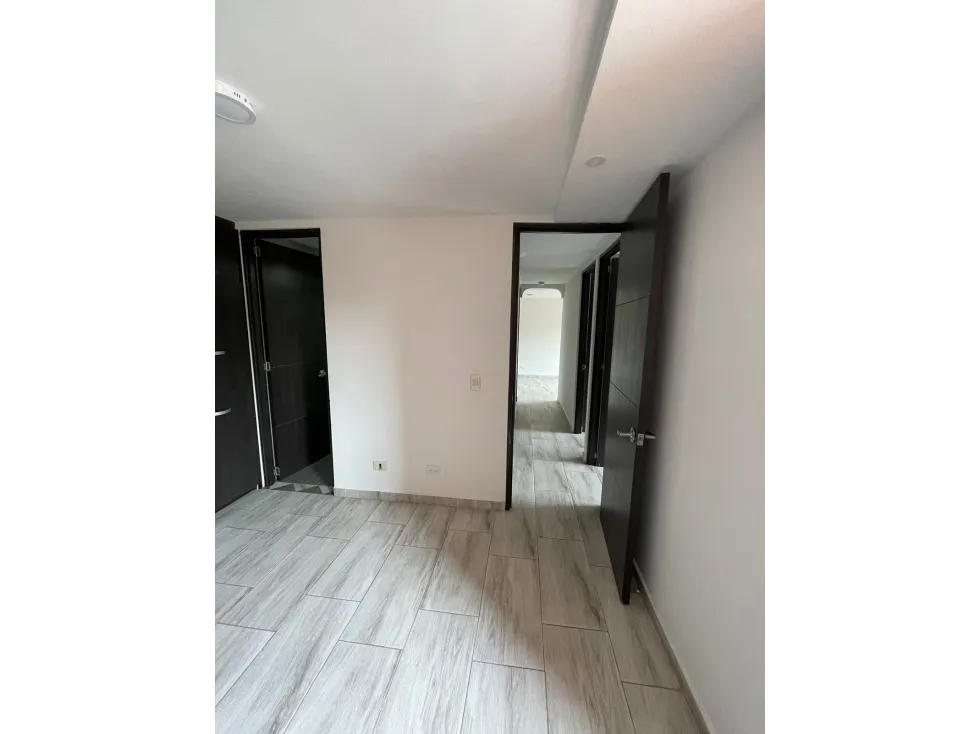 Apartamento de 3 alcobas en venta en La Prosperidad, Madrid, 64 m² · foto 16 de 19