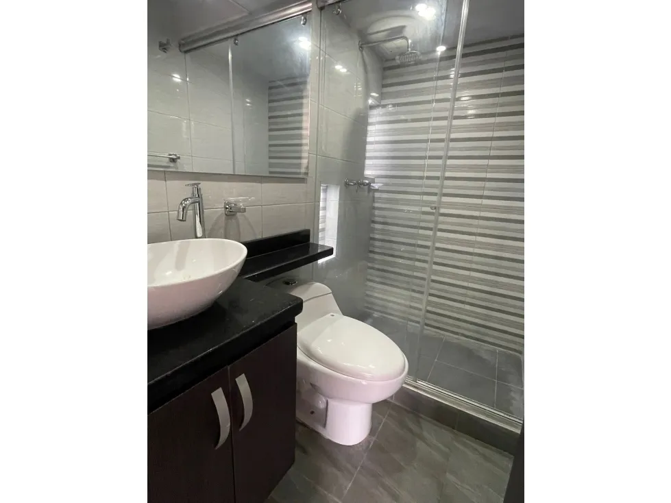 Apartamento de 3 alcobas en venta en La Prosperidad, Madrid, 64 m² · foto 17 de 19