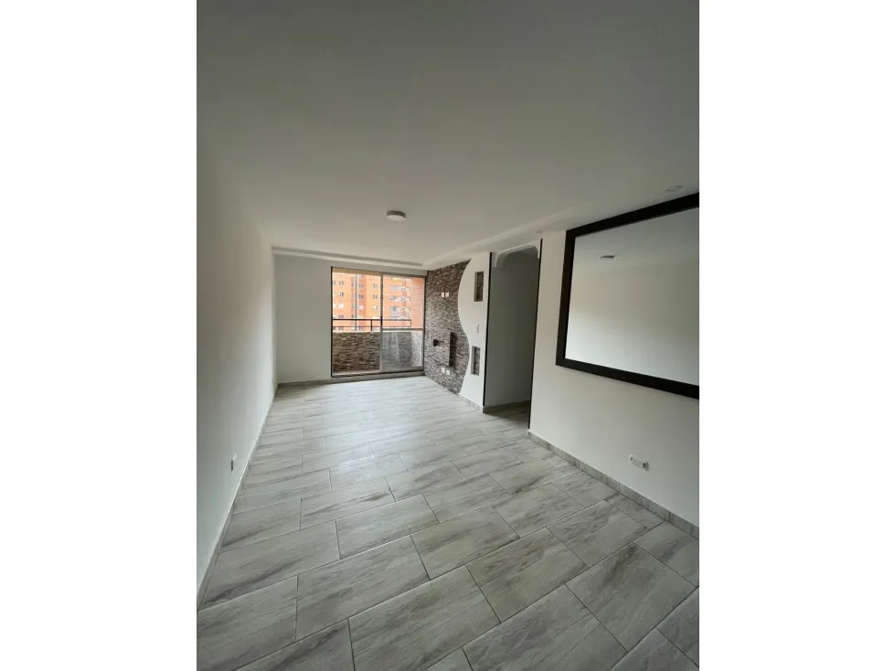 Apartamento de 3 alcobas en venta en La Prosperidad, Madrid, 64 m² · foto 3 de 19
