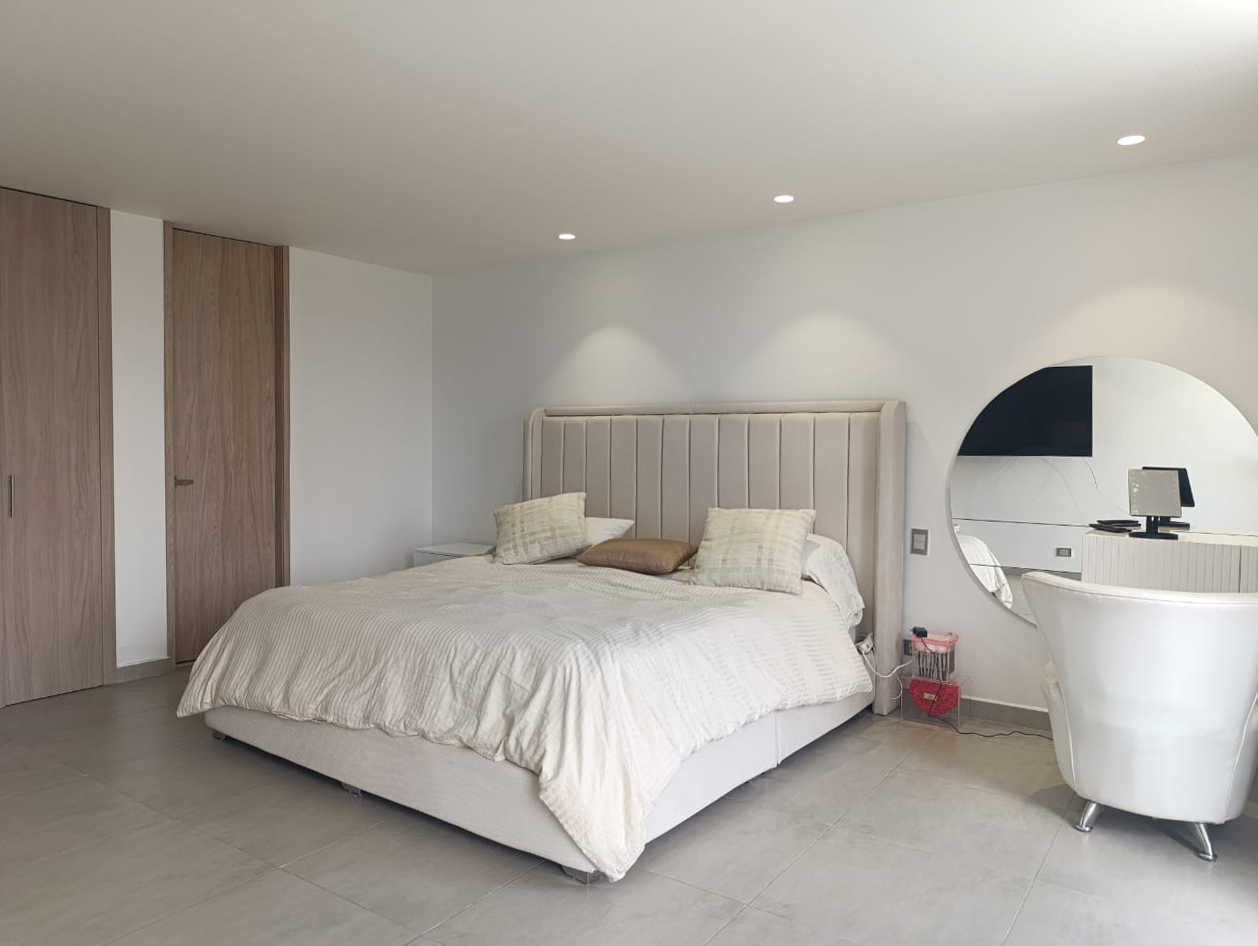 Apartamento de 2 alcobas en arriendo en El Tesoro, Medellín, 153 m² · foto 11 de 20