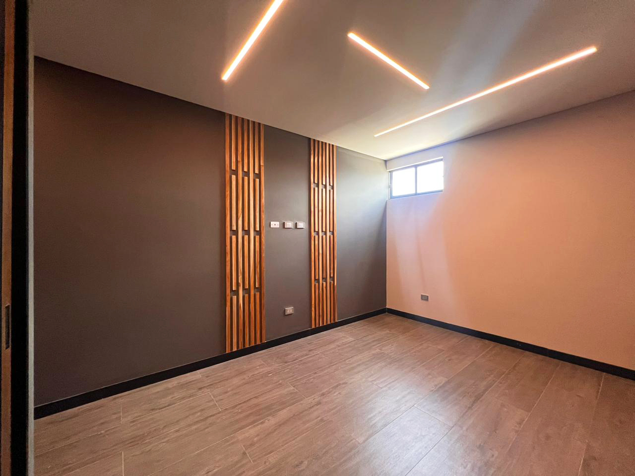 Casa de 3 alcobas en venta en El Porvenir, Rionegro, 205 m² · foto 10 de 15
