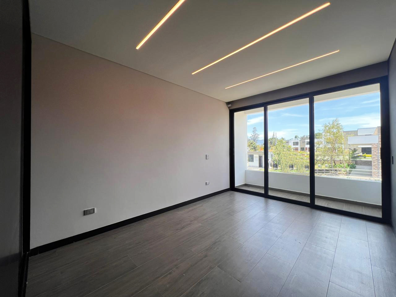 Casa de 3 alcobas en venta en El Porvenir, Rionegro, 205 m² · foto 8 de 15