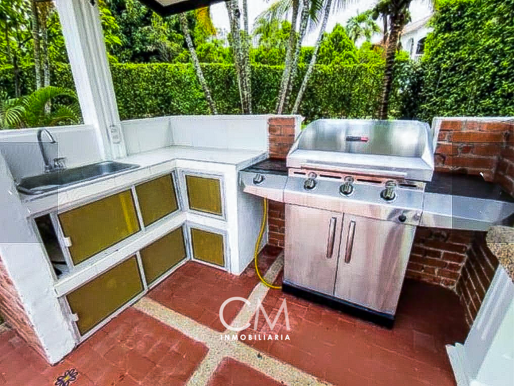 Casa de 4 alcobas en venta en El Portal, Ricaurte, 320 m² · foto 10 de 23