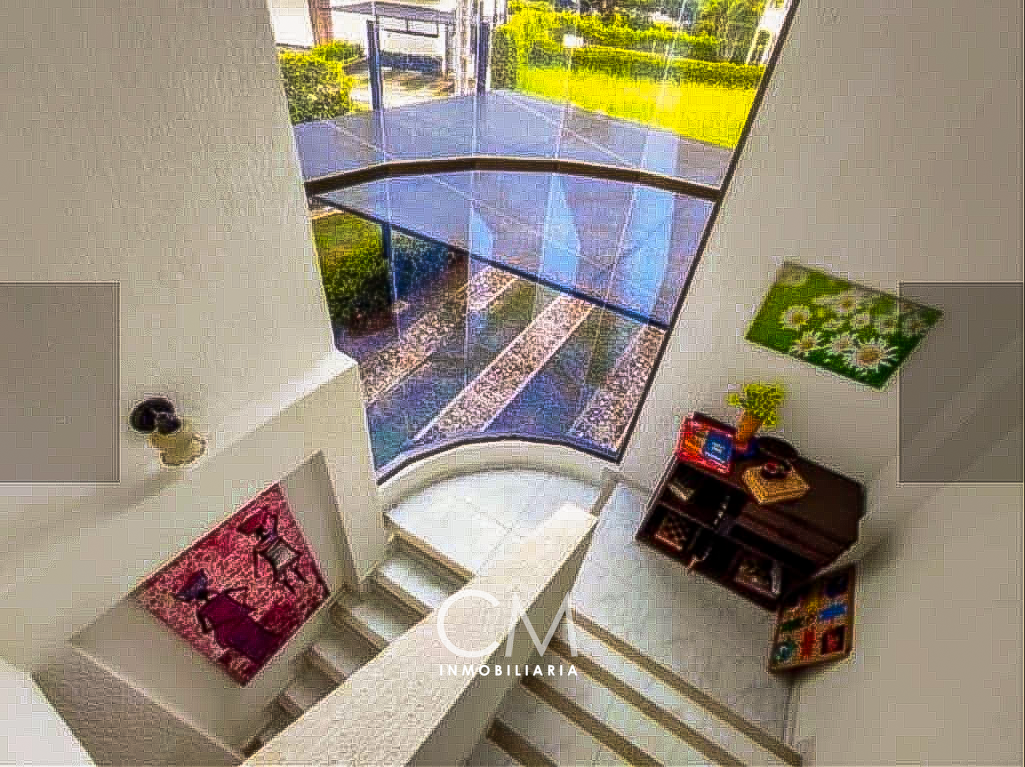 Casa de 4 alcobas en venta en El Portal, Ricaurte, 320 m² · foto 12 de 23