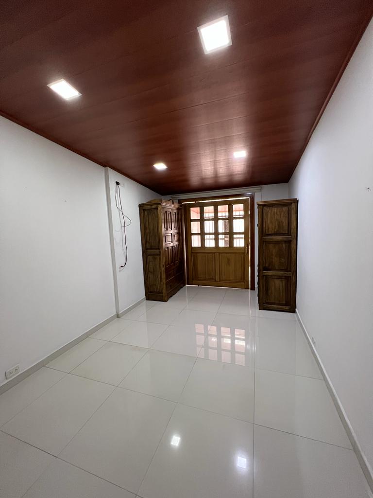 Casa en venta en San Joaquin, Bogotá · foto 6 de 19