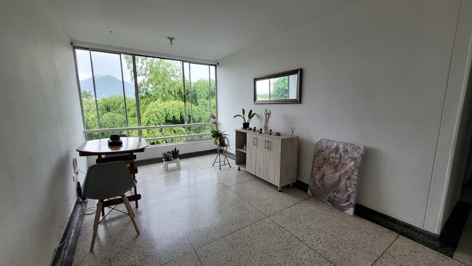 Apartamento de 3 alcobas en venta en Coodelmar Ii Etapa, Pereira, 75 m² · foto 3 de 13