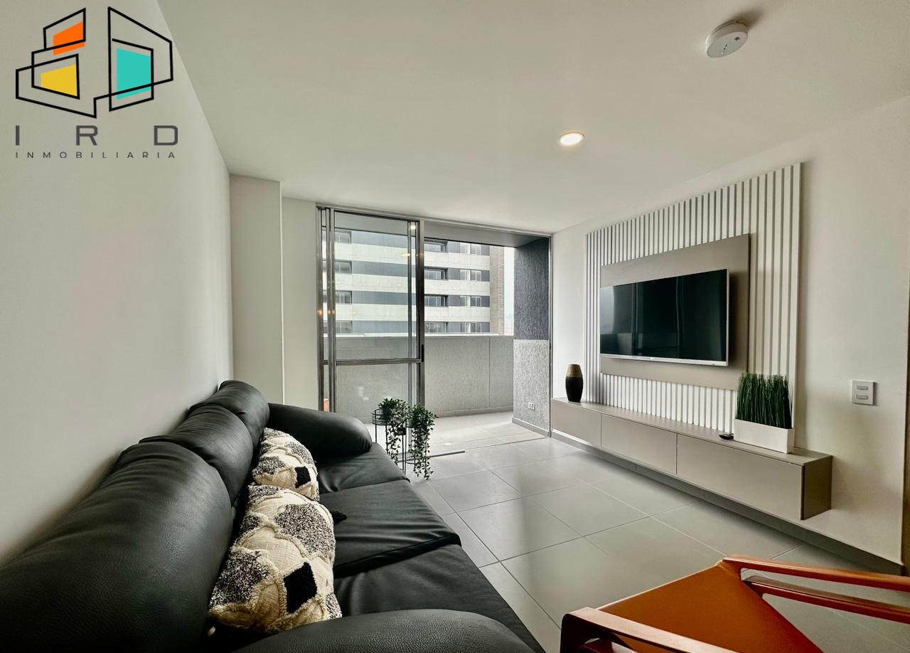 Apartaestudio en arriendo en Shellmar, Medellín, 58 m² · foto 2 de 24