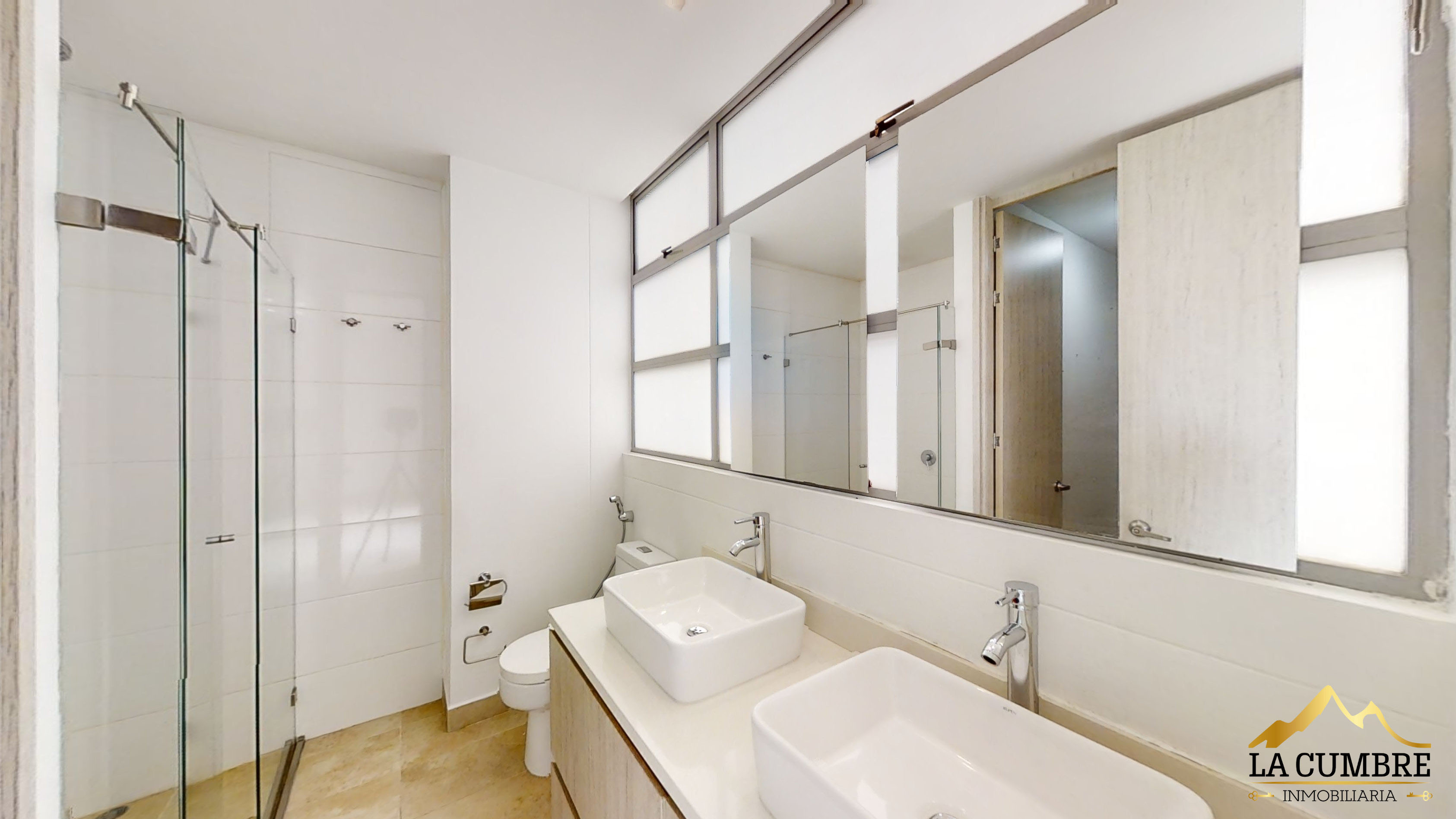 Apartamento en arriendo en Lalinde, Medellín · foto 10 de 11