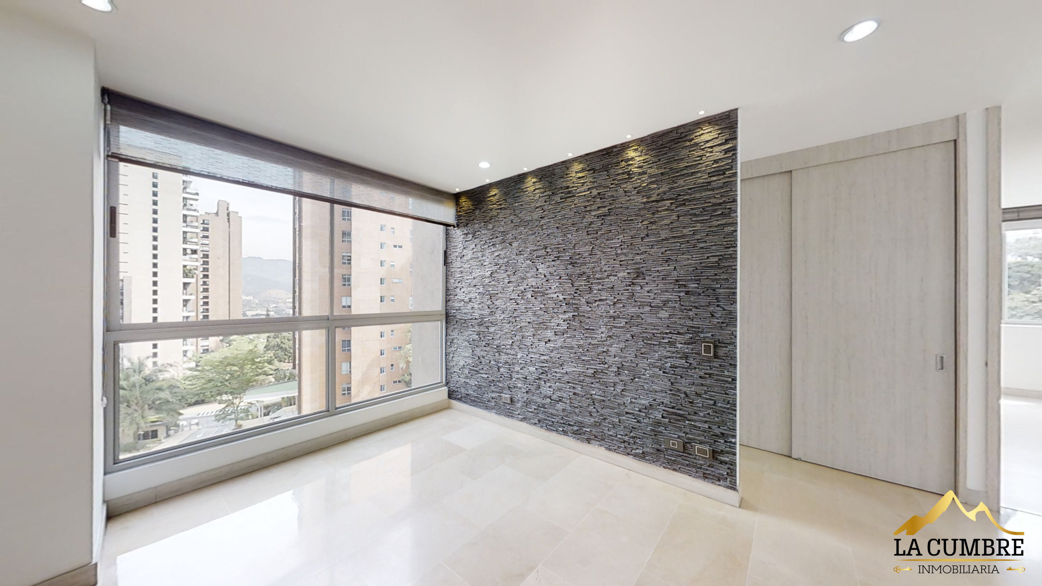 Apartamento en arriendo en Lalinde, Medellín · foto 11 de 11