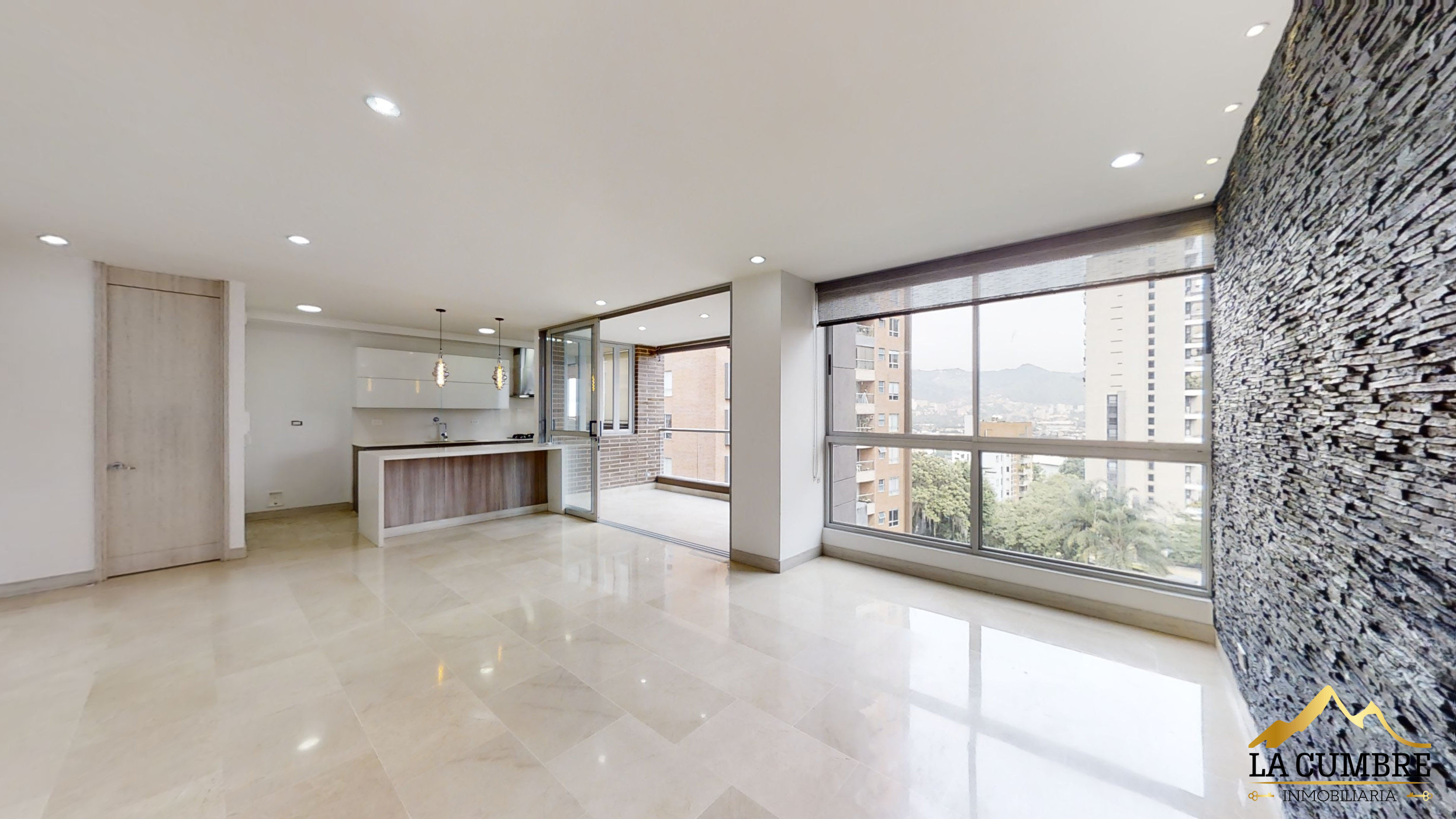 Apartamento en arriendo en Lalinde, Medellín · foto 3 de 11