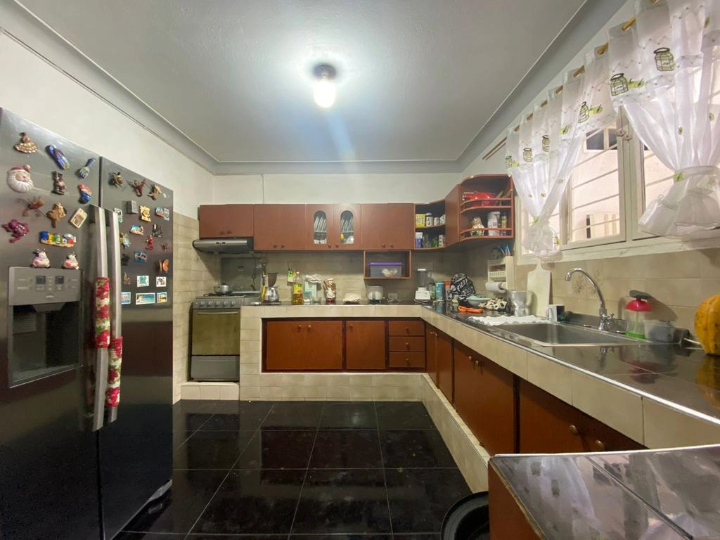 Casa de 8 alcobas en venta en Cristobal Colon, Cali, 580 m² · foto 5 de 17
