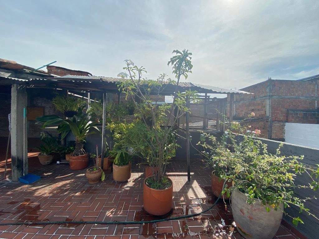 Casa de 8 alcobas en venta en Cristobal Colon, Cali, 580 m² · foto 6 de 17