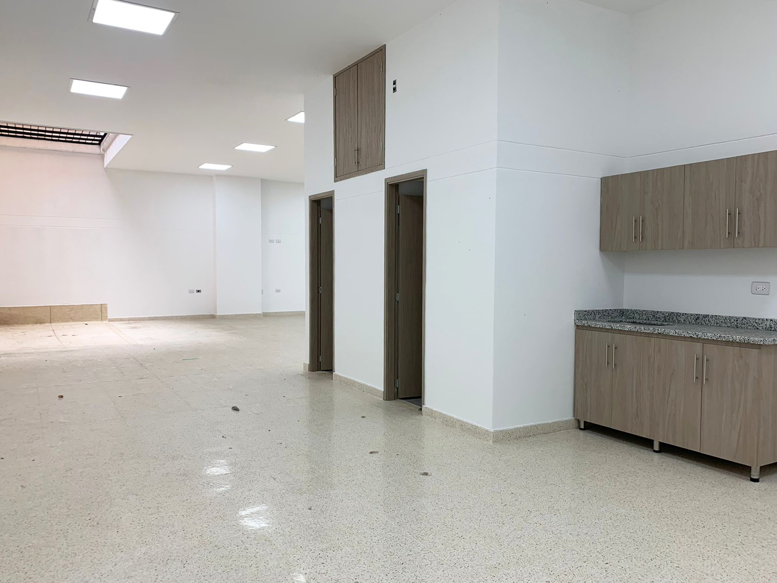 Local en venta en San Joaquin, Sabaneta, 300 m² · foto 8 de 8