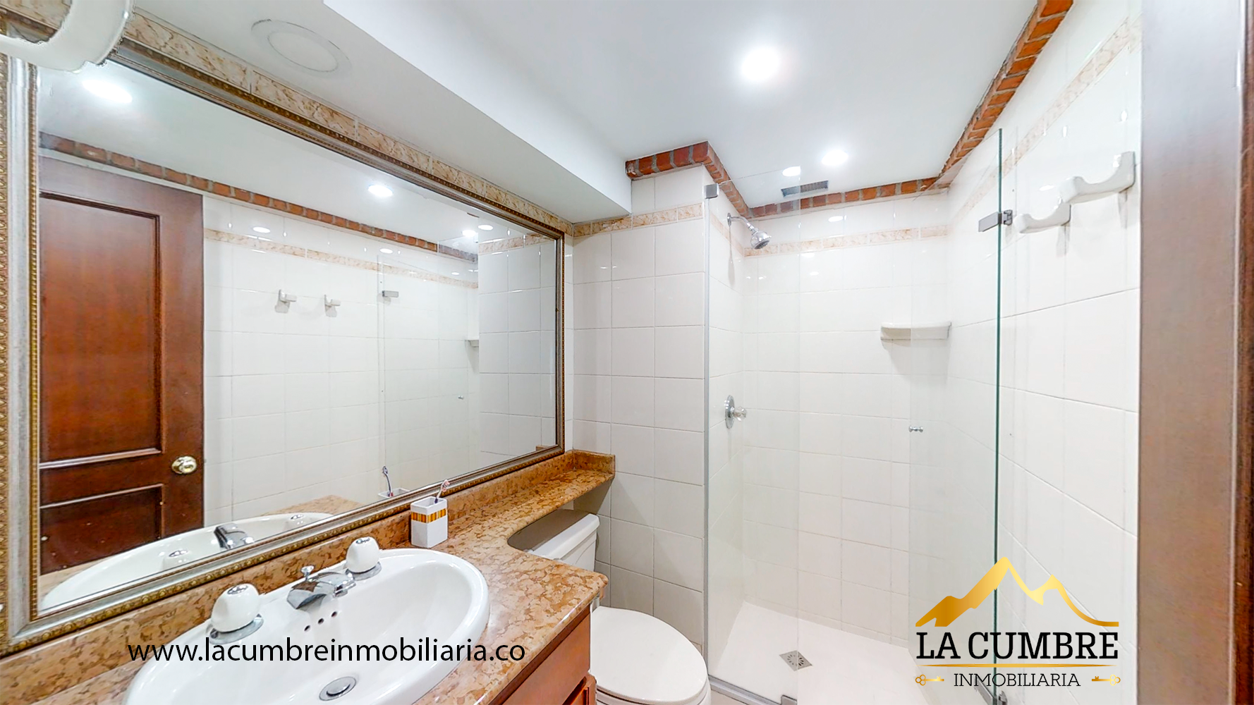 Apartamento en arriendo en Los Balsos No.2, Medellín · foto 12 de 15