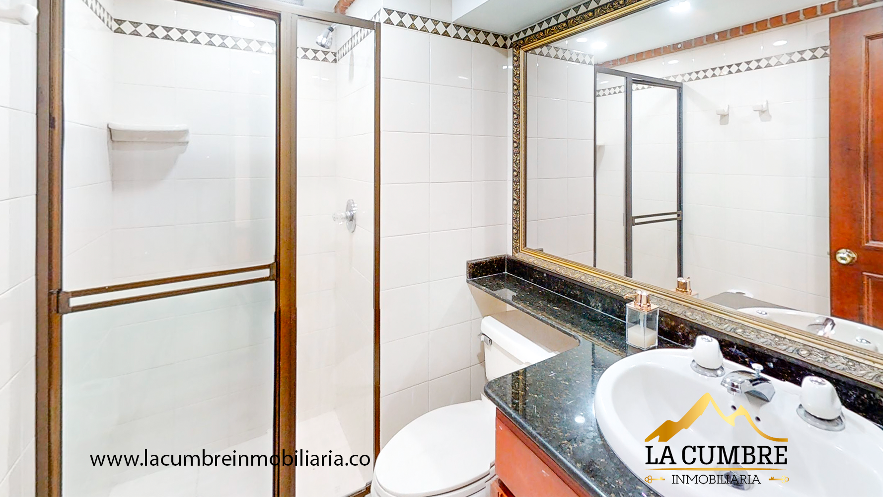 Apartamento en arriendo en Los Balsos No.2, Medellín · foto 14 de 15