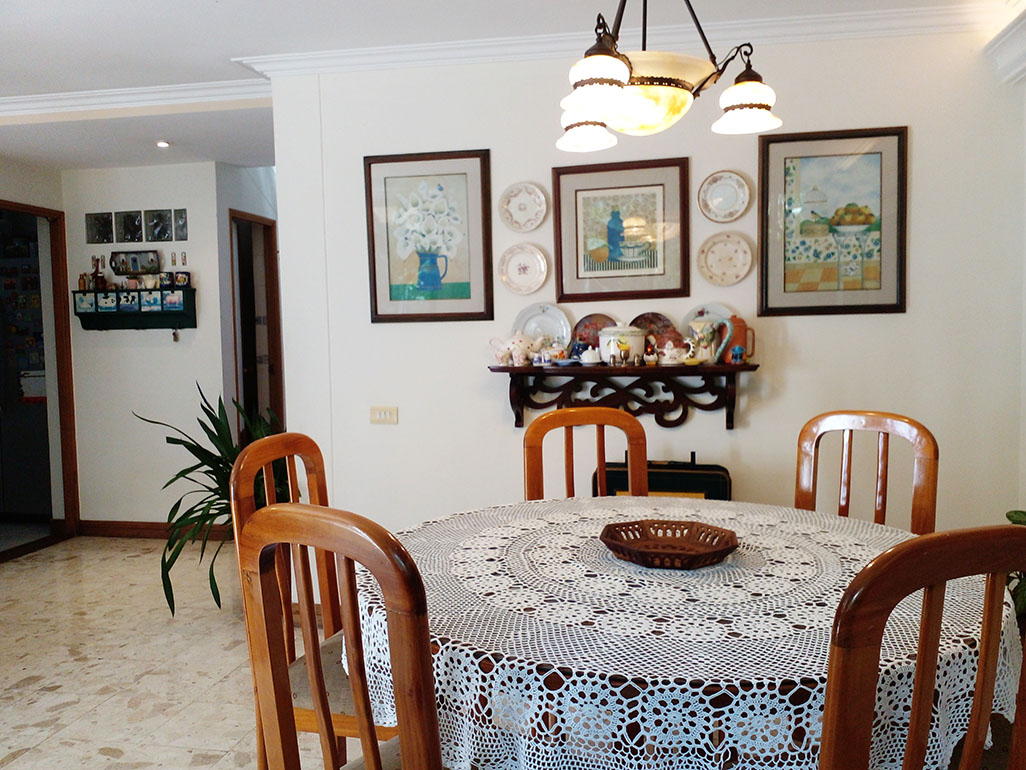 Casa de 3 alcobas en venta en San Lucas, Medellín, 212 m² · foto 4 de 20