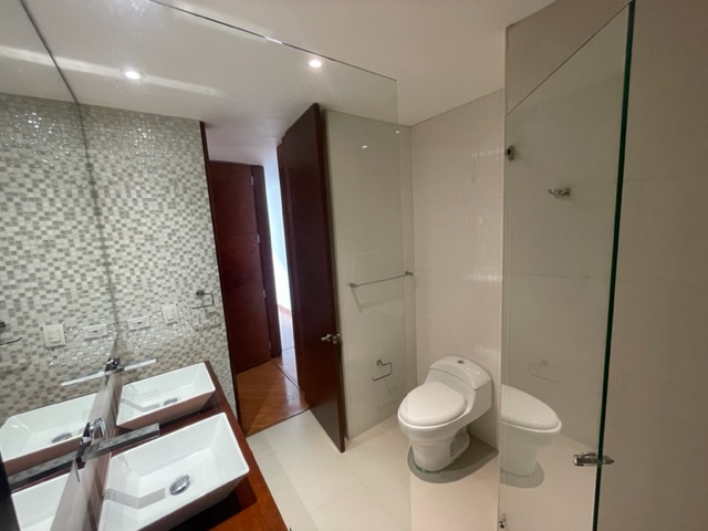 Apartamento en venta en Santa Barbara, Bogotá · foto 9 de 22
