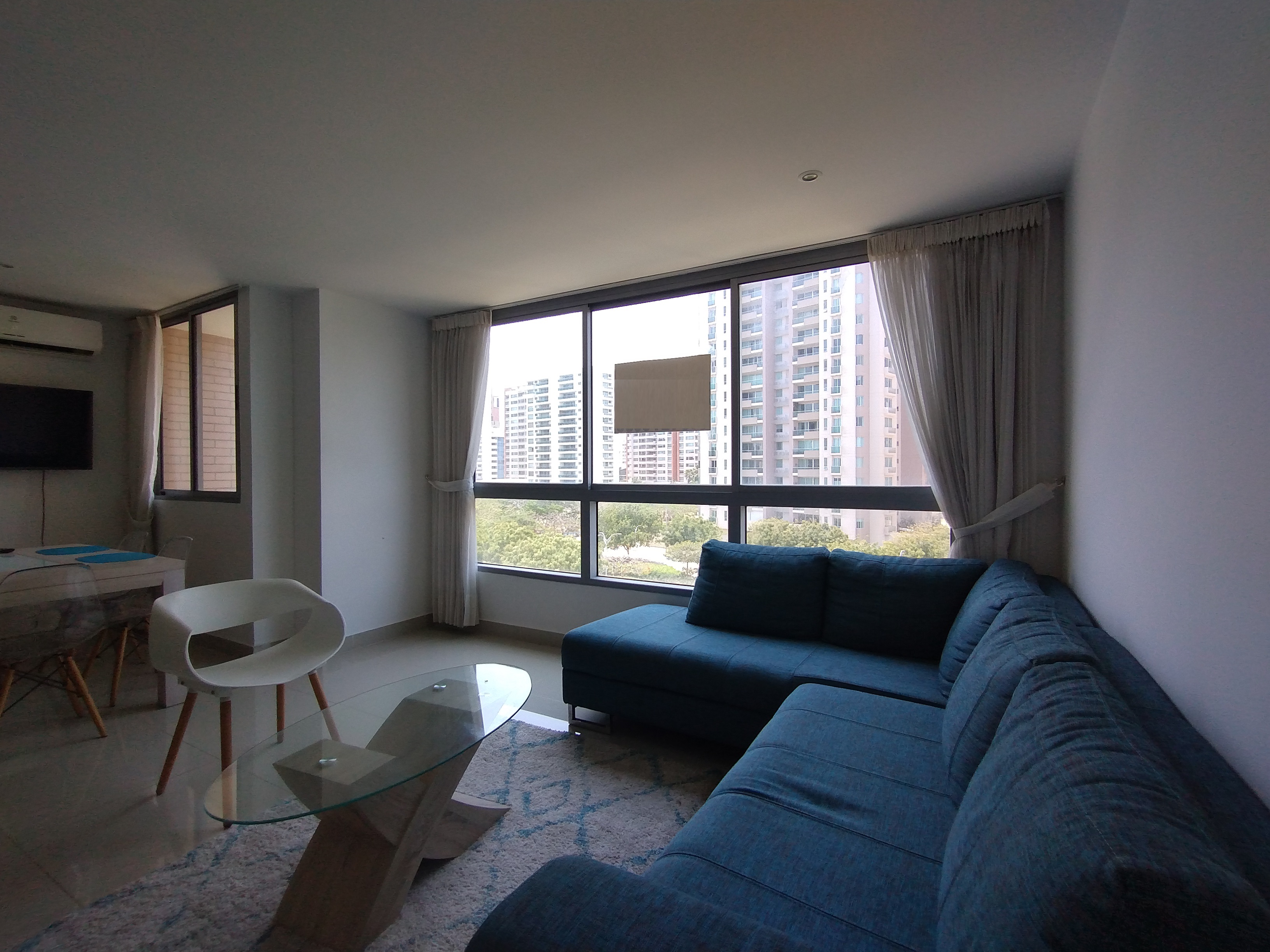 Apartamento de 2 alcobas en venta en Ub. Altos De Parque, Barranquilla, 87 m² · foto 2 de 16