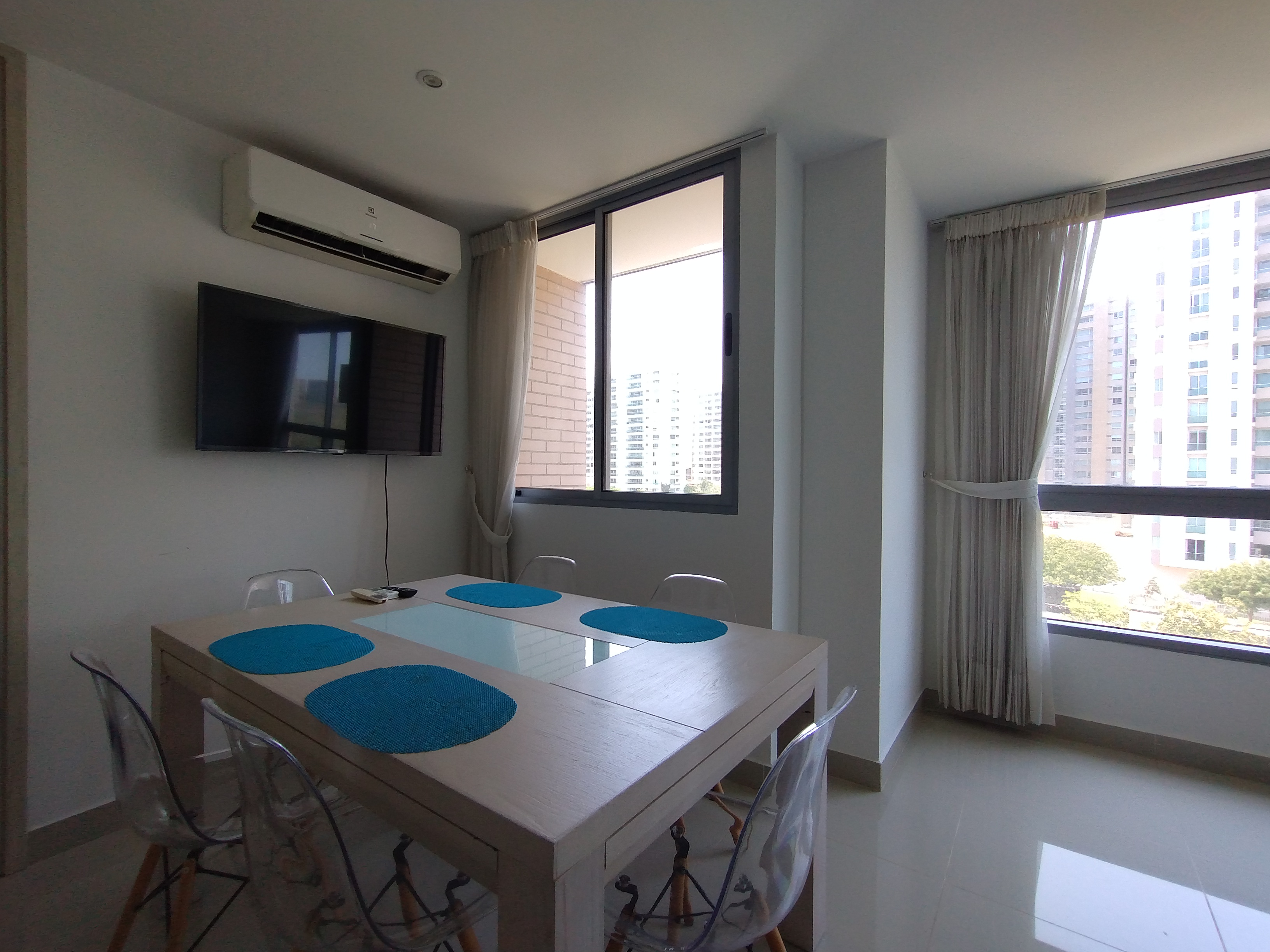 Apartamento de 2 alcobas en venta en Ub. Altos De Parque, Barranquilla, 87 m² · foto 4 de 16