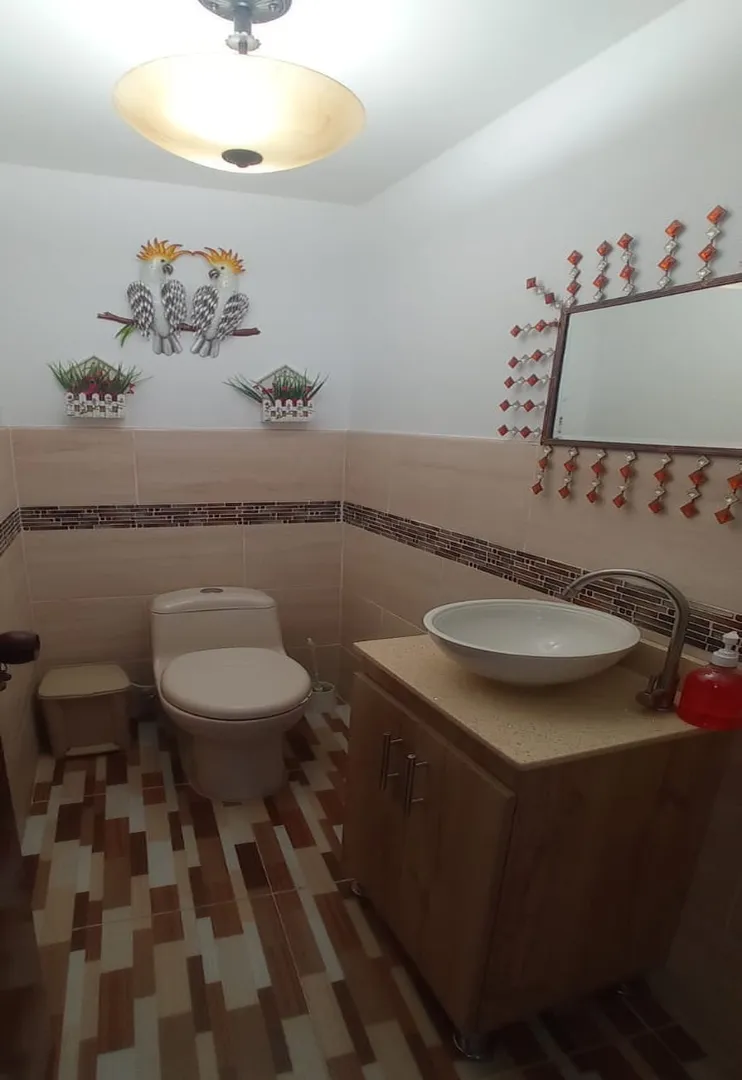 Apartamento de 3 alcobas en venta en Las Lomitas, Sabaneta, 180 m² · foto 8 de 10