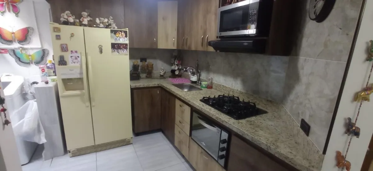 Apartamento de 3 alcobas en venta en Las Lomitas, Sabaneta, 180 m² · foto 10 de 10