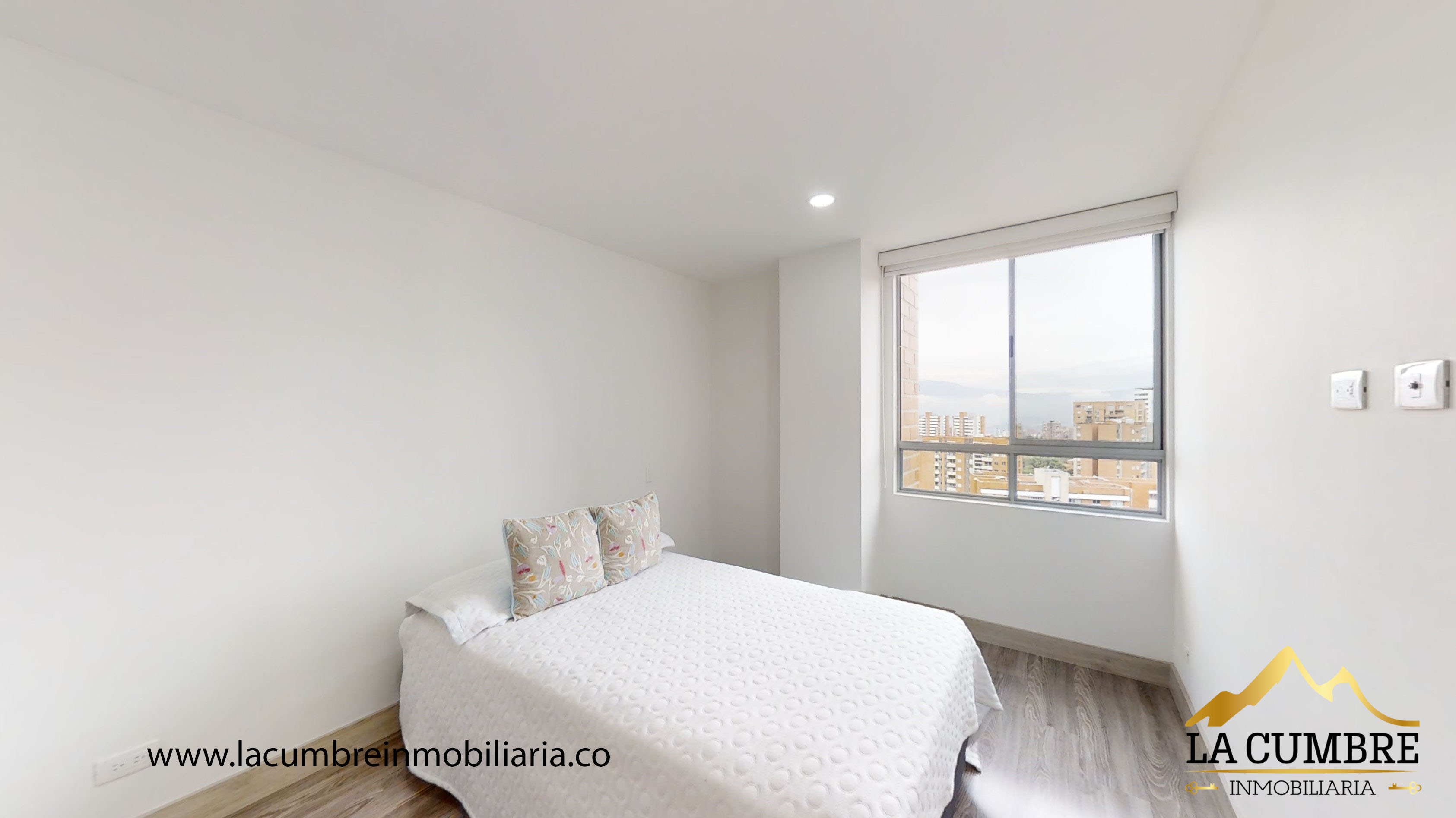 Apartamento en venta en Loma Del Esmeraldal, Envigado · foto 8 de 12