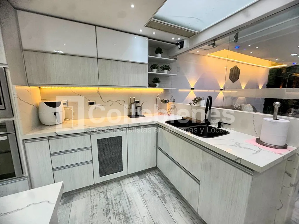 Casa de 4 alcobas en venta en El Rincón, Medellín, 210 m² · foto 9 de 18
