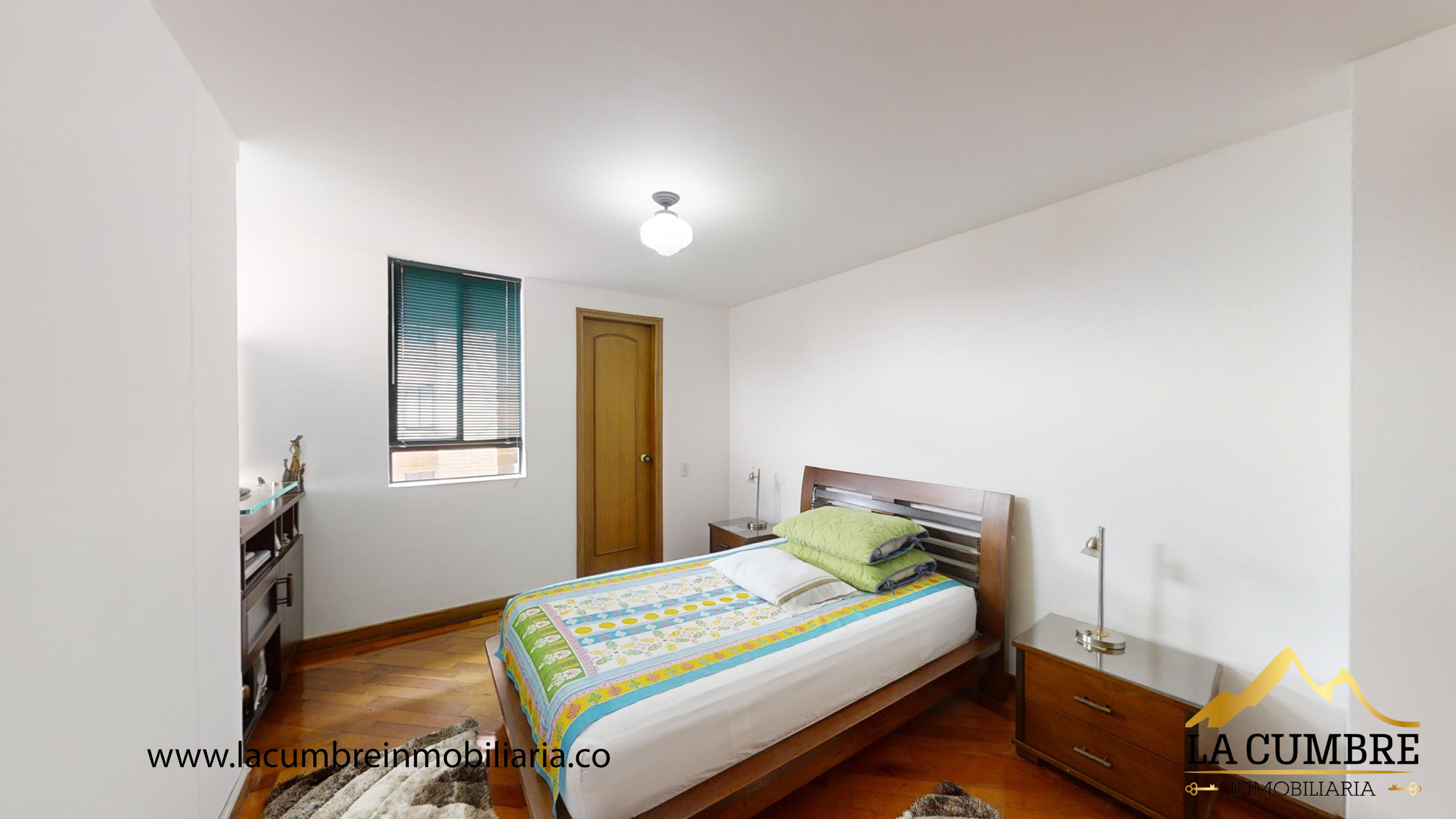 Apartamento de 4 alcobas en venta en El Poblado, Medellín, 250 m² · foto 12 de 12