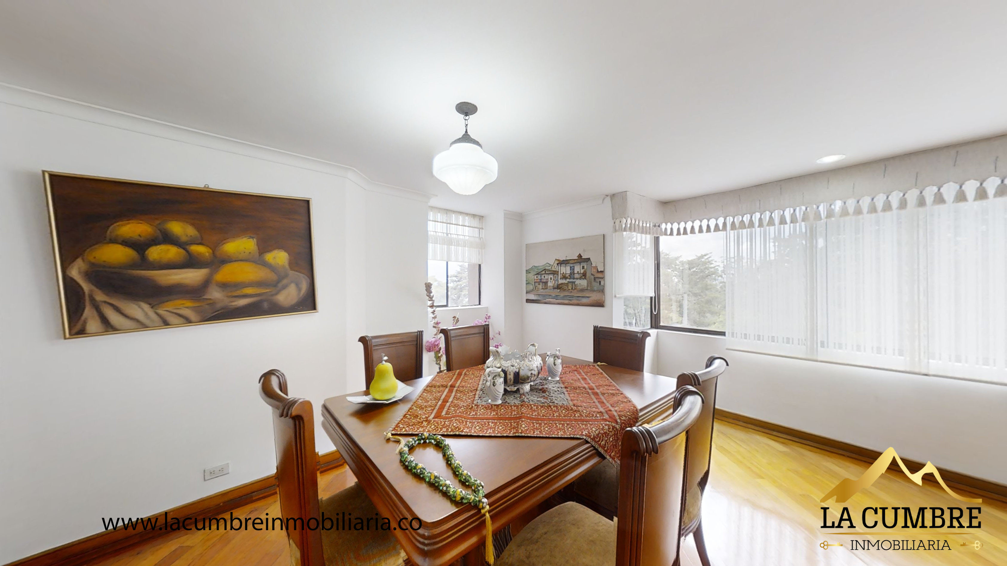 Apartamento de 4 alcobas en venta en El Poblado, Medellín, 250 m² · foto 3 de 12