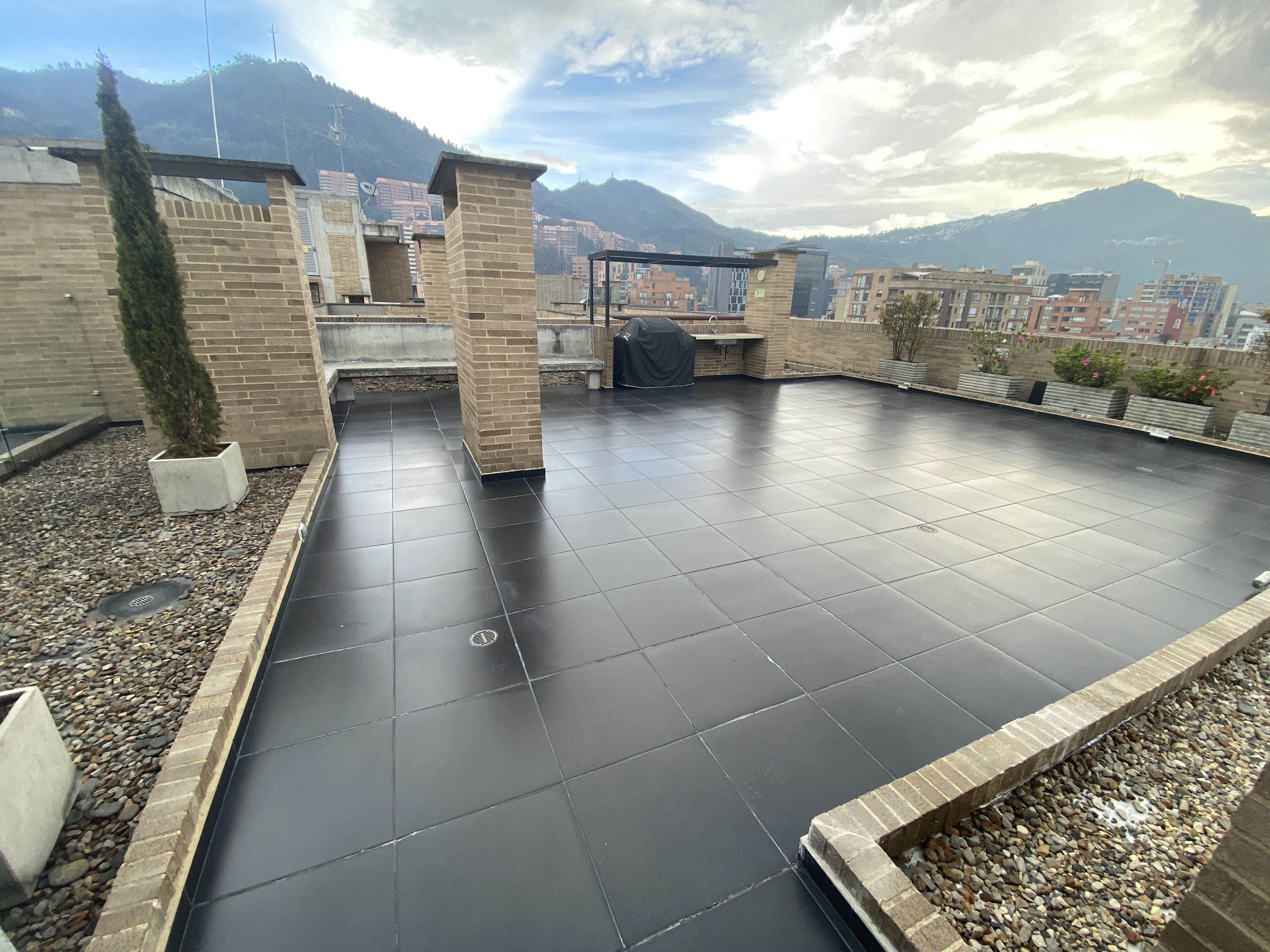 Apartamento de 1 alcoba en venta en Santa Barbara, Bogotá, 58 m² · foto 18 de 21