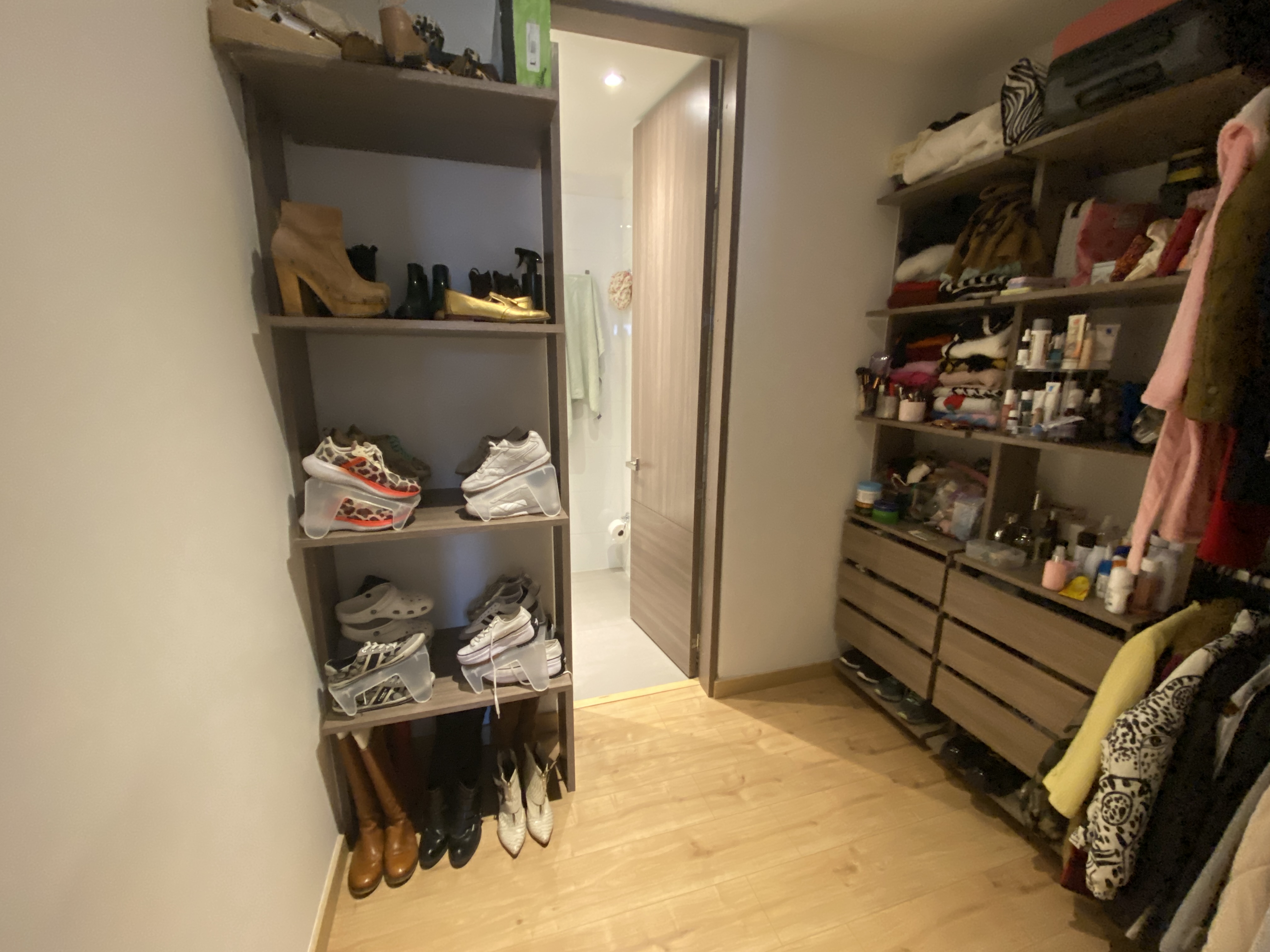 Apartamento de 1 alcoba en venta en Santa Barbara, Bogotá, 58 m² · foto 3 de 21