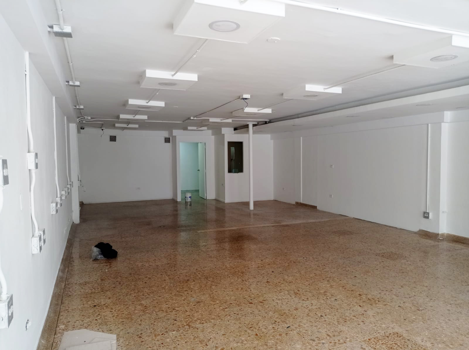 Local en arriendo en Cristo Rey, Medellín, 140 m² · foto 4 de 14