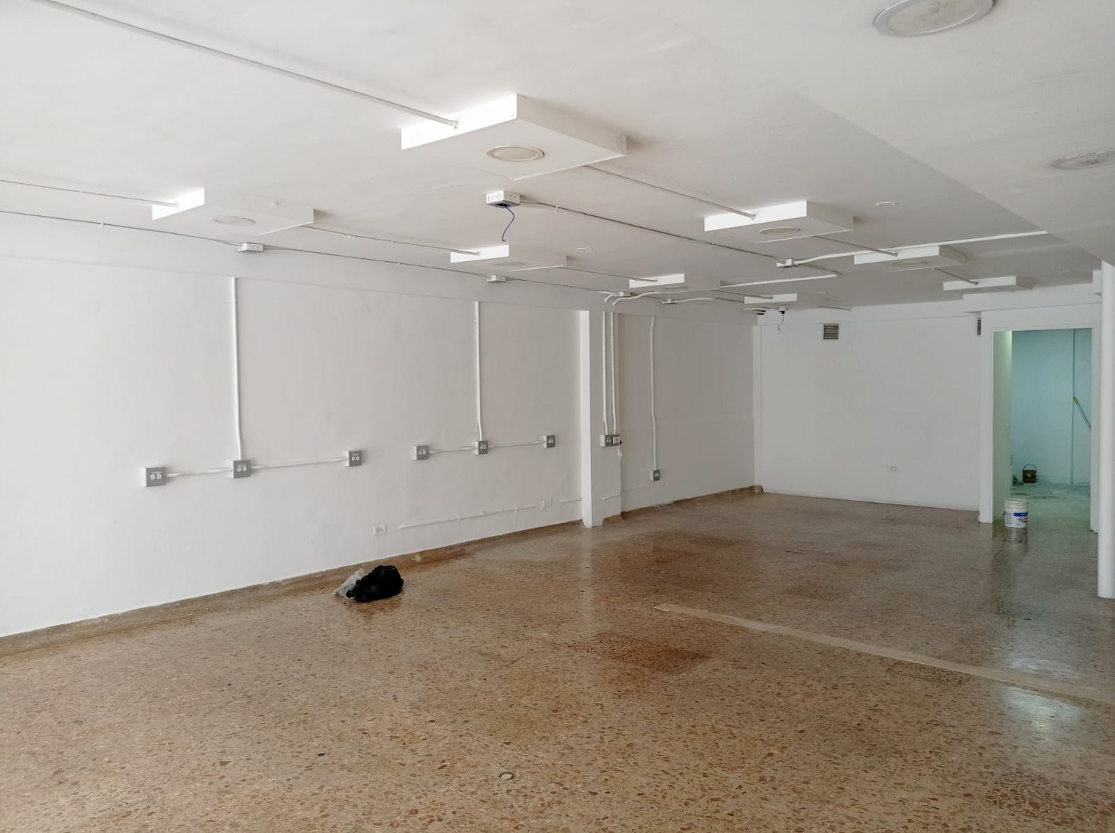 Local en arriendo en Cristo Rey, Medellín, 140 m² · foto 5 de 14