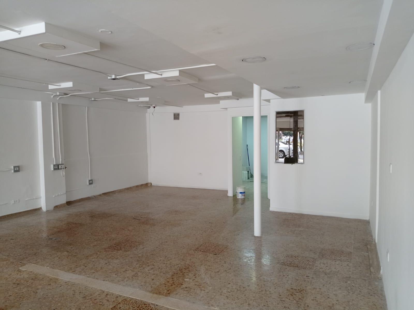 Local en arriendo en Cristo Rey, Medellín, 140 m² · foto 6 de 14