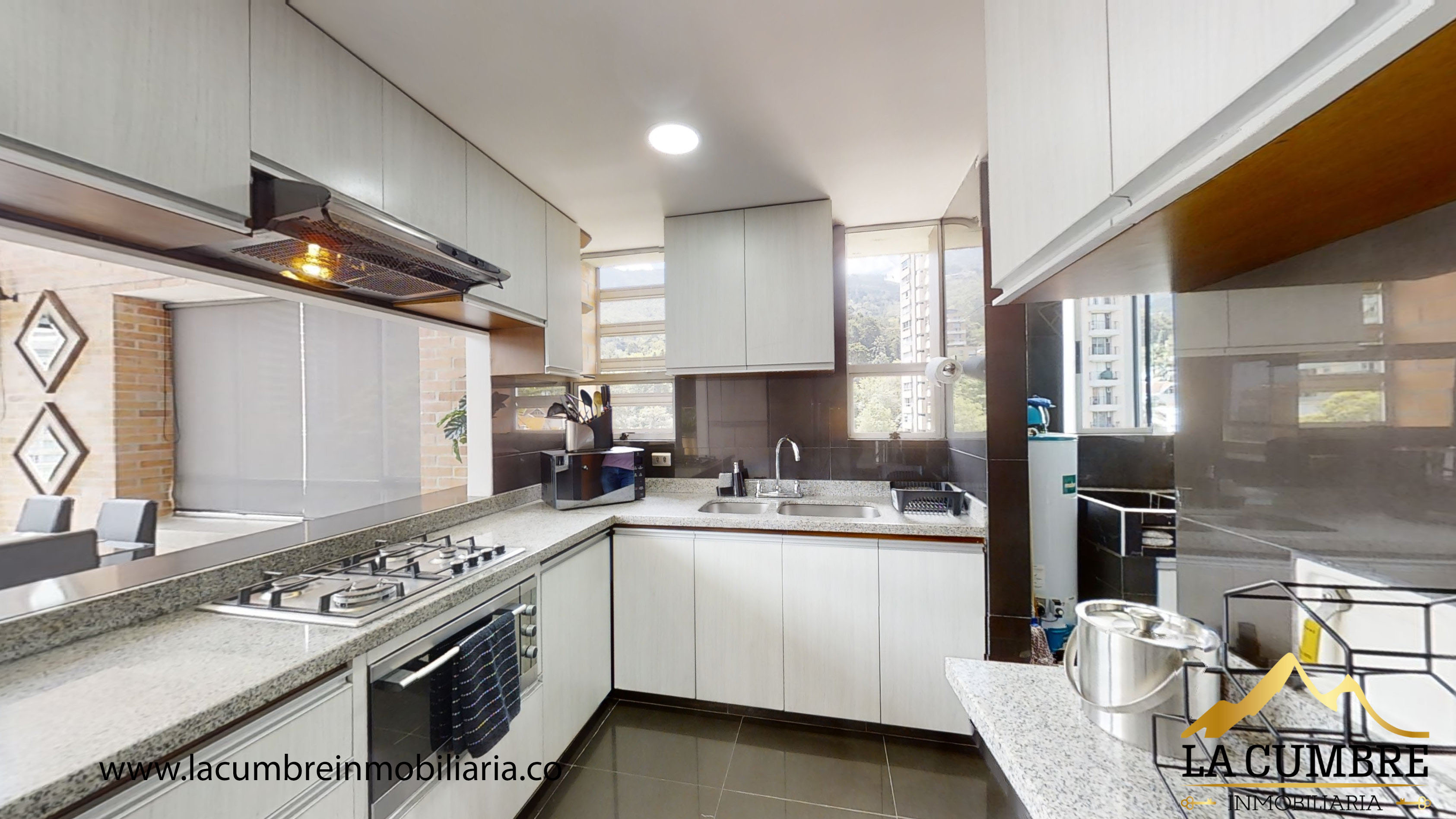 Apartamento en arriendo en El Tesoro, Medellín · foto 7 de 17