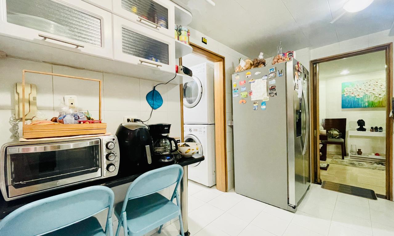 Apartamento de 3 alcobas en venta en La Carolina, Bogotá, 193 m² · foto 12 de 24