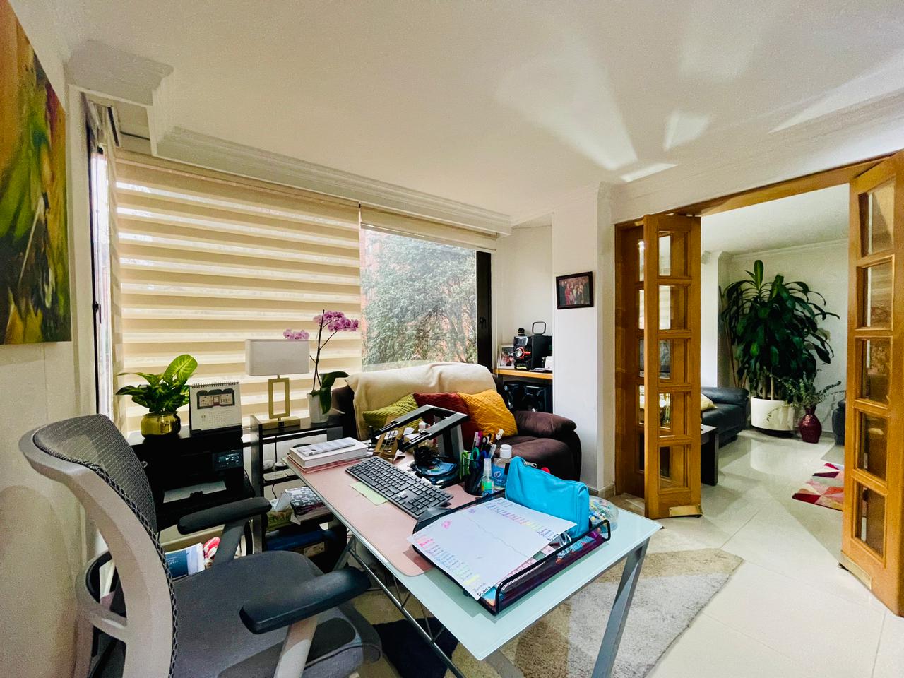 Apartamento de 3 alcobas en venta en La Carolina, Bogotá, 193 m² · foto 7 de 24