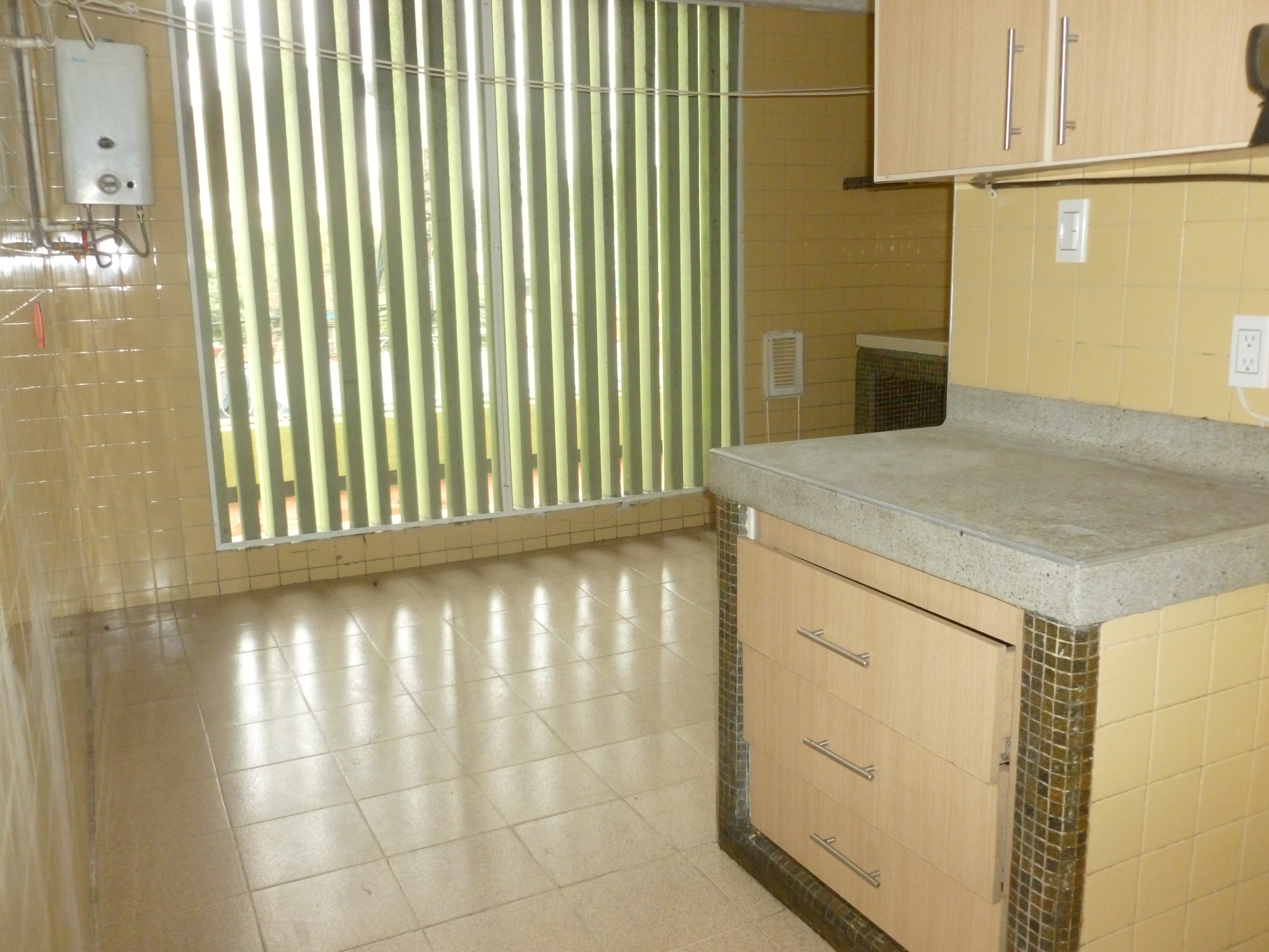 Apartamento de 4 alcobas en venta en Sotomayor, Bucaramanga, 126 m² · foto 6 de 24
