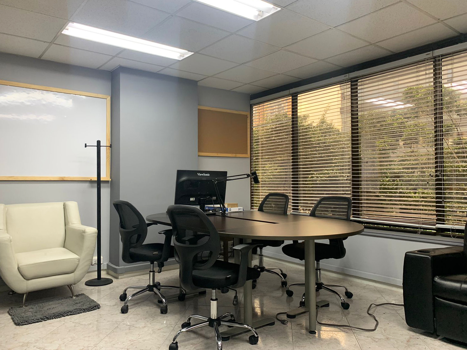 Oficina en arriendo en Manila, Medellín, 60 m² · foto 10 de 11